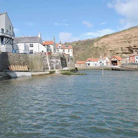 Coble - 16262 Semesterbostad Staithes